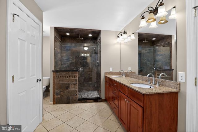1805 COLD SPRINGS DR, West Chester, PA 19382