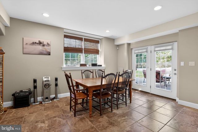 1805 COLD SPRINGS DR, West Chester, PA 19382