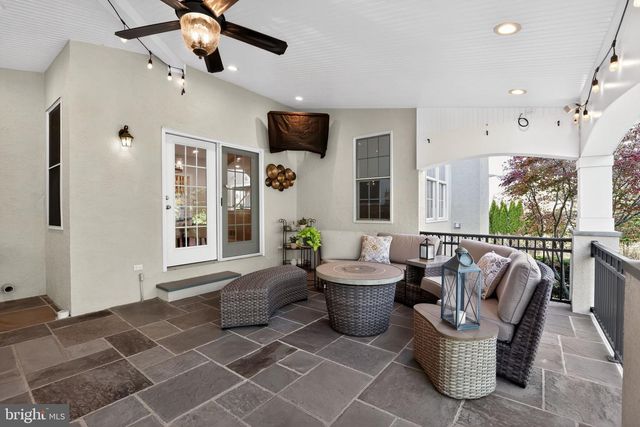 1805 COLD SPRINGS DR, West Chester, PA 19382