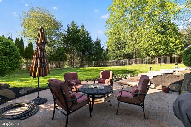 1805 COLD SPRINGS DR, West Chester, PA 19382