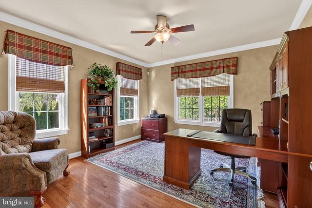1805 COLD SPRINGS DR, West Chester, PA 19382