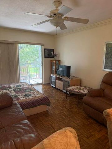 899 SE 2nd Avenue 206, Deerfield Beach, FL 33441