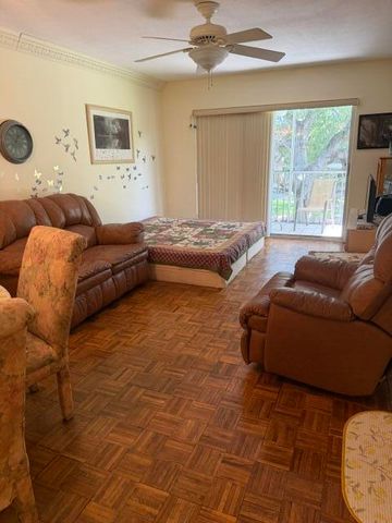 899 SE 2nd Avenue 206, Deerfield Beach, FL 33441