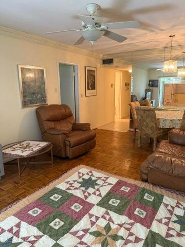 899 SE 2nd Avenue 206, Deerfield Beach, FL 33441