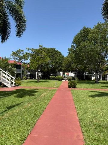 899 SE 2nd Avenue 206, Deerfield Beach, FL 33441