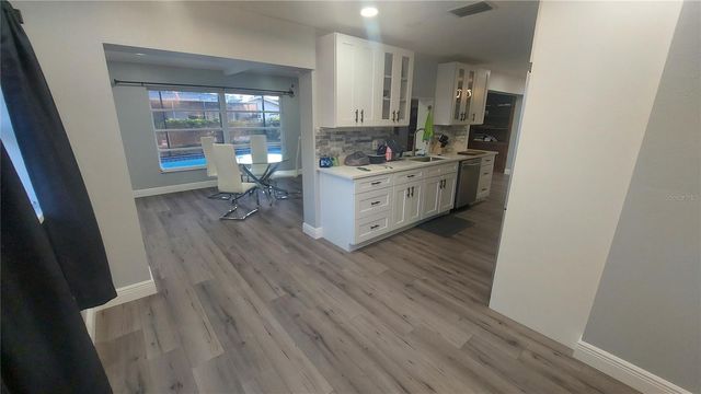 1811 FOREST DRIVE, Oldsmar, FL 34677