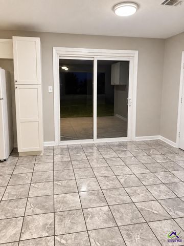 108 Lancelot Court, Warner Robins, GA 31093