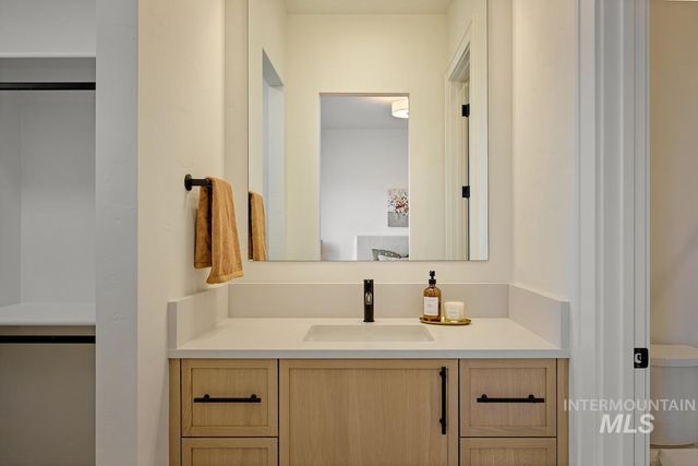 3426 N Harvest Moon Way, Eagle, ID 83616