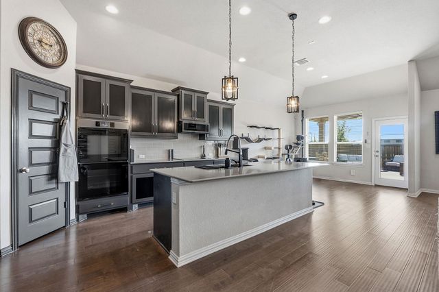 12616 Twisted Root DR, Manchaca, TX 78652