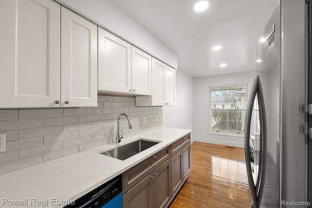 3403 Crooks Road, Royal Oak, MI 48073