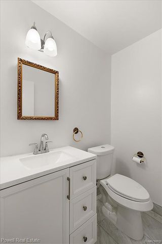 3403 Crooks Road, Royal Oak, MI 48073