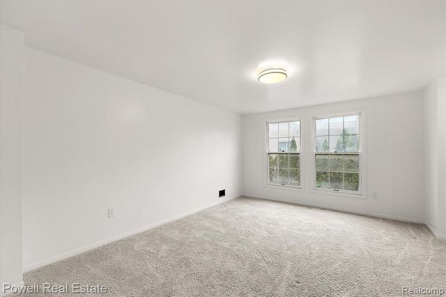 3403 Crooks Road, Royal Oak, MI 48073