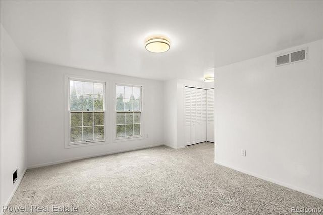 3403 Crooks Road, Royal Oak, MI 48073