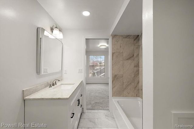 3403 Crooks Road, Royal Oak, MI 48073