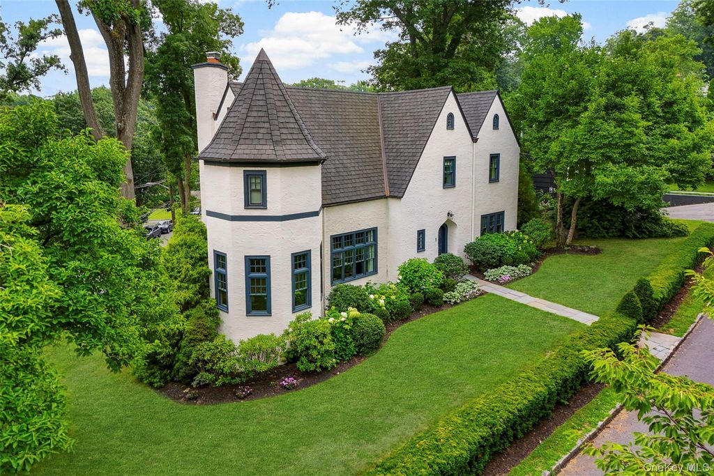 1 Huguenot Drive, Larchmont, NY 10538 — photo 4