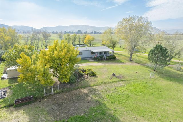 32267 Avenue 176, Springville, CA 93265