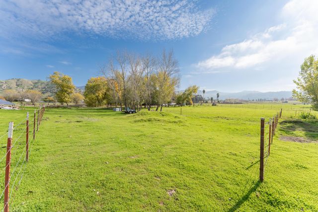 32267 Avenue 176, Springville, CA 93265