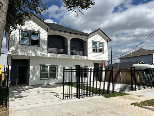 4429 Sterling Street Unit B, Houston, TX 77051