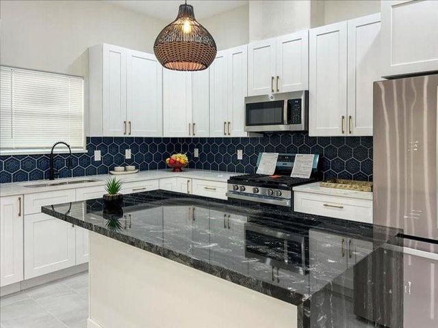 4429 Sterling Street Unit B, Houston, TX 77051