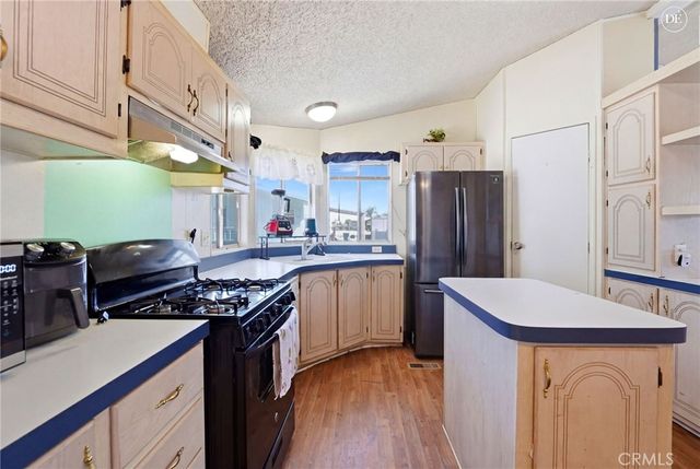 350 E San Jacinto 176, Perris, CA 92571