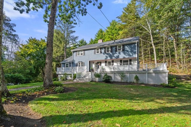 25 Cedar Hill Rd, Dover, MA 02030