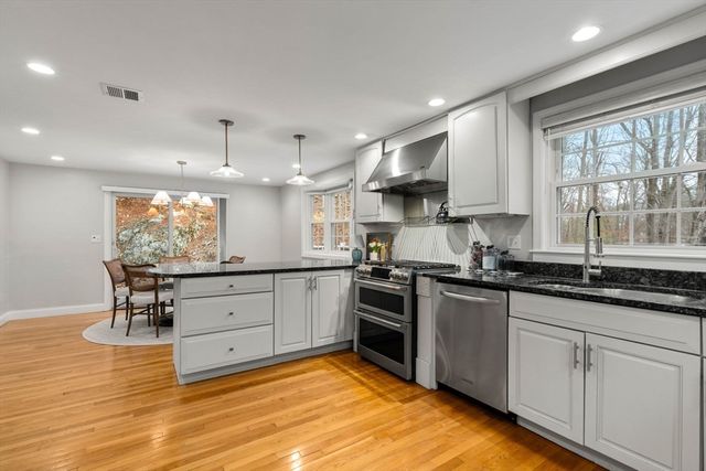 25 Cedar Hill Rd, Dover, MA 02030