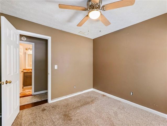 5750 Princeton Oaks Drive, Buford, GA 30518