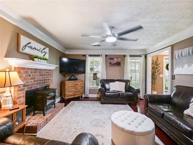 5750 Princeton Oaks Drive, Buford, GA 30518
