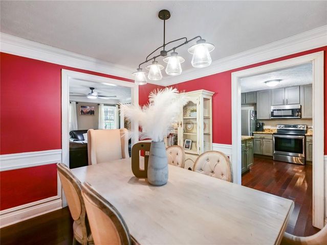 5750 Princeton Oaks Drive, Buford, GA 30518