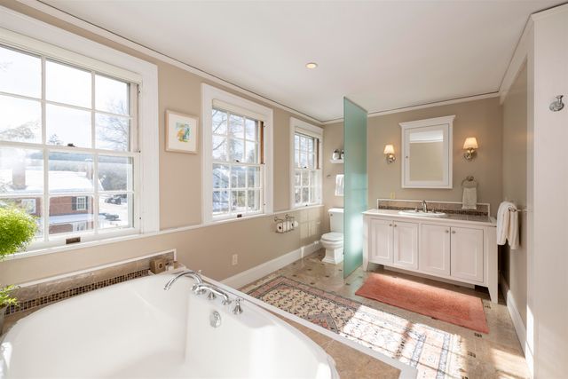 39 Elm Street B, Woodstock, VT 05091