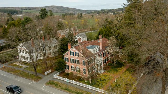 39 Elm Street B, Woodstock, VT 05091