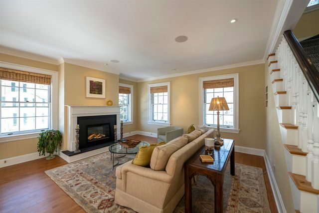 39 Elm Street B, Woodstock, VT 05091