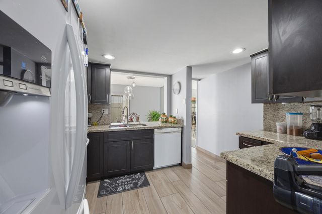 1461 SW 124th Court 13-c, Miami, FL 33184
