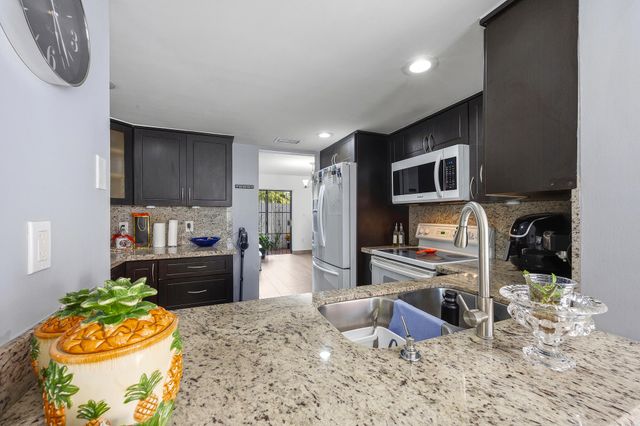 1461 SW 124th Court 13-c, Miami, FL 33184
