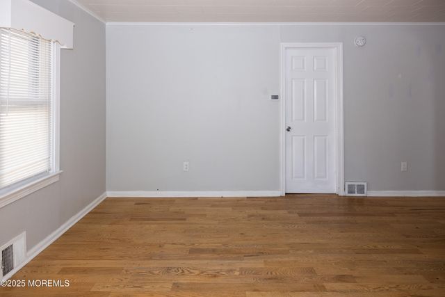 25 Hart Street, Hazlet, NJ 07734