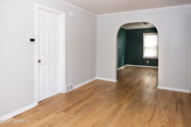 25 Hart Street, Hazlet, NJ 07734