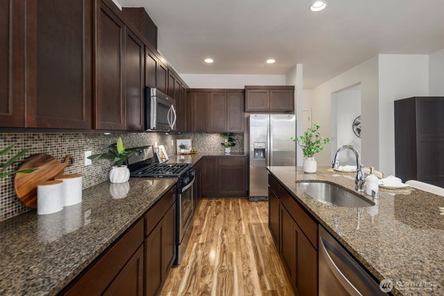 17313 116th Avenue E, Puyallup, WA 98374