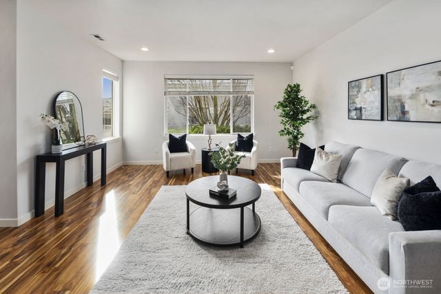 17313 116th Avenue E, Puyallup, WA 98374