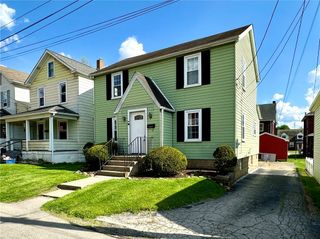 211 Hickory Way, Ellwood City, PA 16117