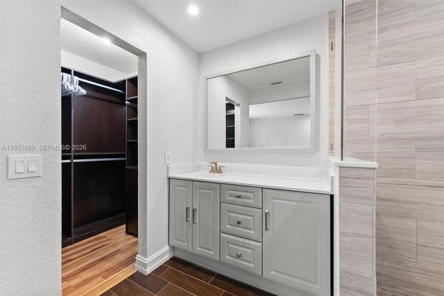 7400 NW 15th St, Plantation, FL 33313