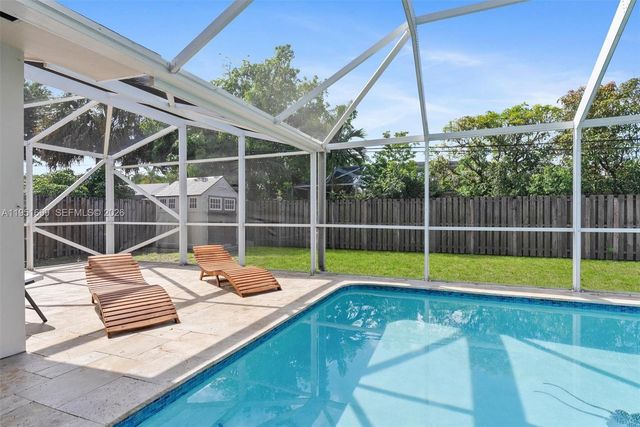 7400 NW 15th St, Plantation, FL 33313