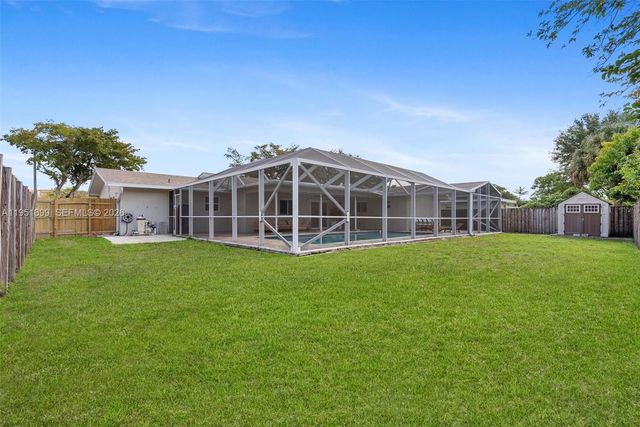 7400 NW 15th St, Plantation, FL 33313