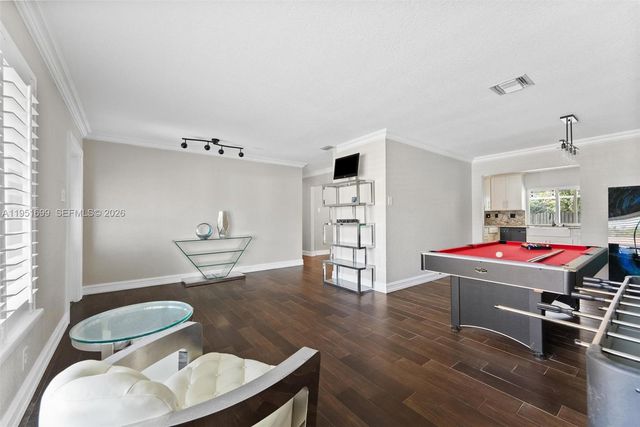 7400 NW 15th St, Plantation, FL 33313