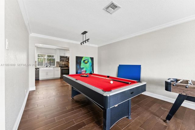 7400 NW 15th St, Plantation, FL 33313