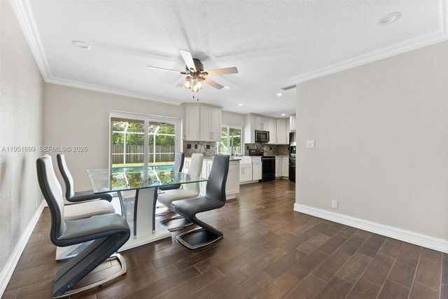 7400 NW 15th St, Plantation, FL 33313