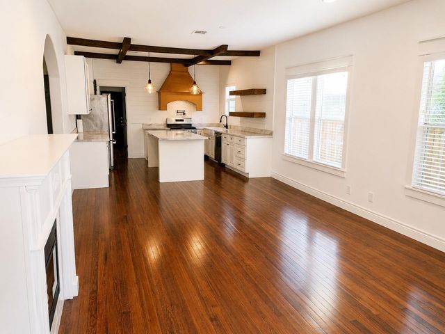 6816 Sherman Street, Houston, TX 77011