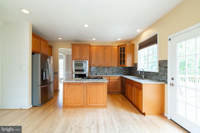 938 WAYNE DR, Winchester, VA 22601