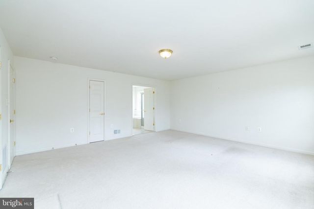 938 WAYNE DR, Winchester, VA 22601