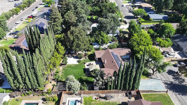 2236 Idaho Ave, Stockton, CA 95204