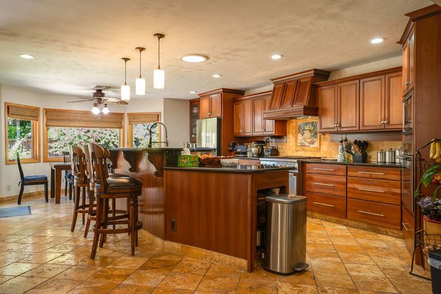 2236 Idaho Ave, Stockton, CA 95204
